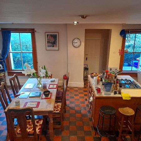 Annesley Park-Homestay Ap Dublin Extérieur photo