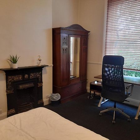 Annesley Park-Homestay Ap Dublin Extérieur photo
