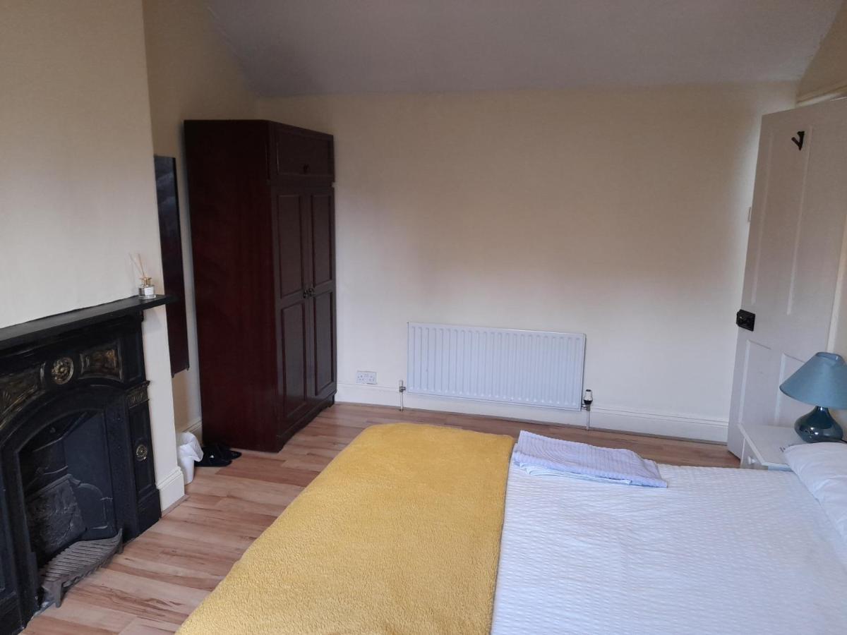 Annesley Park-Homestay Ap Dublin Extérieur photo
