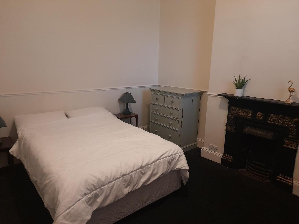 Annesley Park-Homestay Ap Dublin Extérieur photo